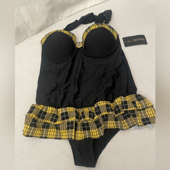 Harry Potter Hufflepuff One Piece Swimsuit Bathing Suit with Ruffle Skirt Large - Picture 1 of 4